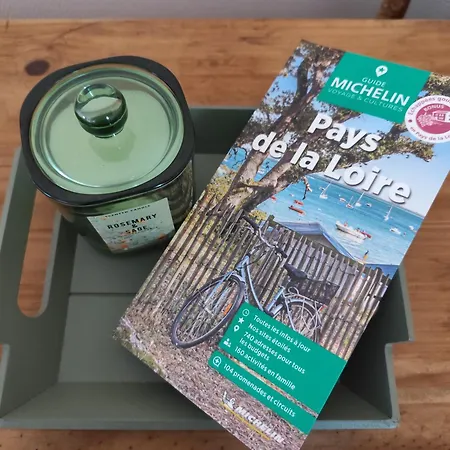 Meuble Cosy Tt Confort, Arrivee Autonome, Proche Cholet Et Puy Du F Trémentines